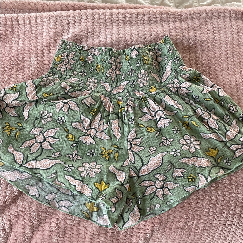 Aerie Green Floral High Waist Shorts